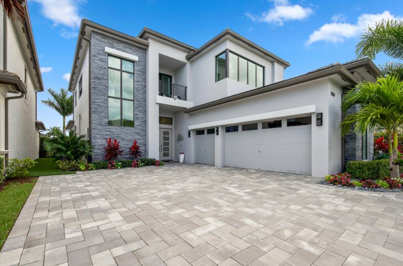9046 Chauvet Way, Boca Raton