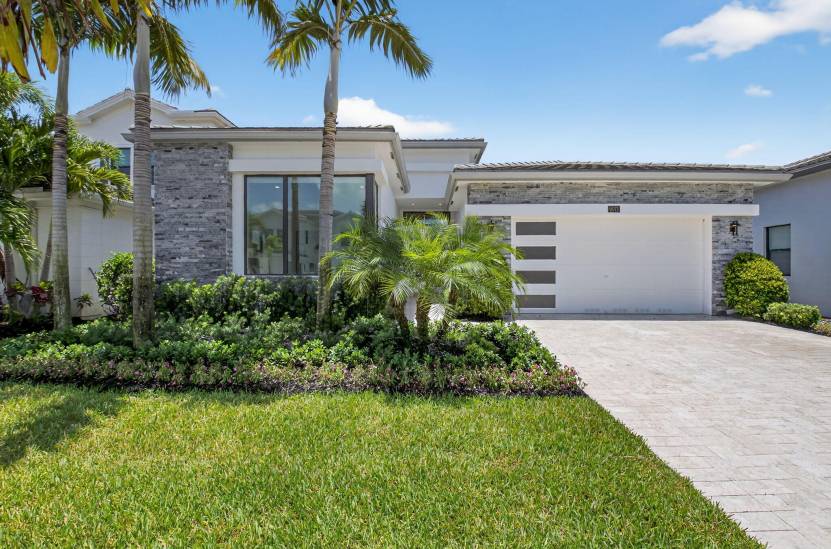 9072 Benedetta Place, Boca Raton