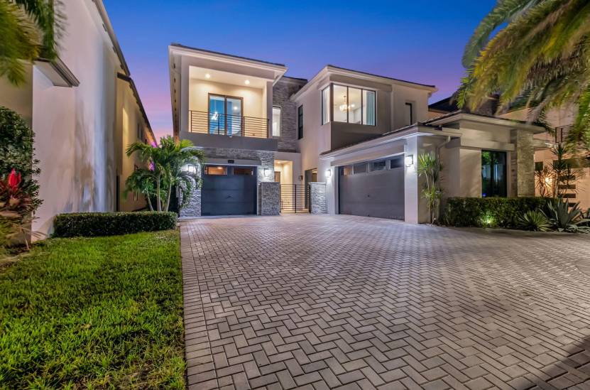 9083 Benedetta Place, Boca Raton